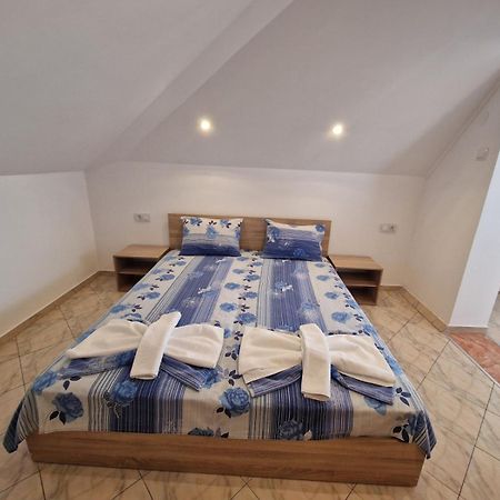 Guest House Yanina Sozopol Extérieur photo