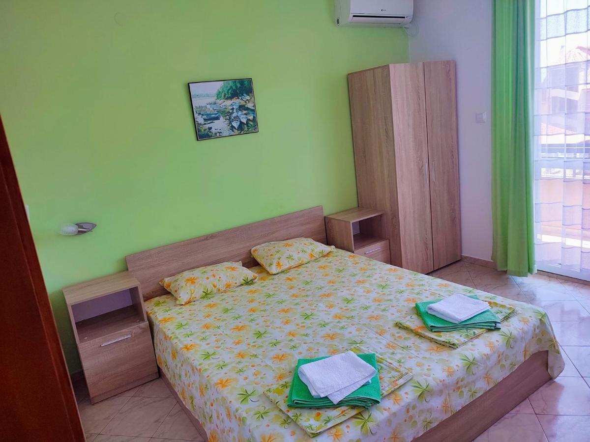 Guest House Yanina Sozopol Extérieur photo