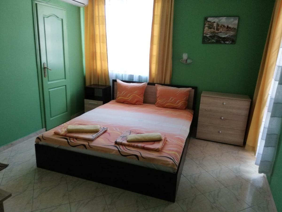 Guest House Yanina Sozopol Extérieur photo